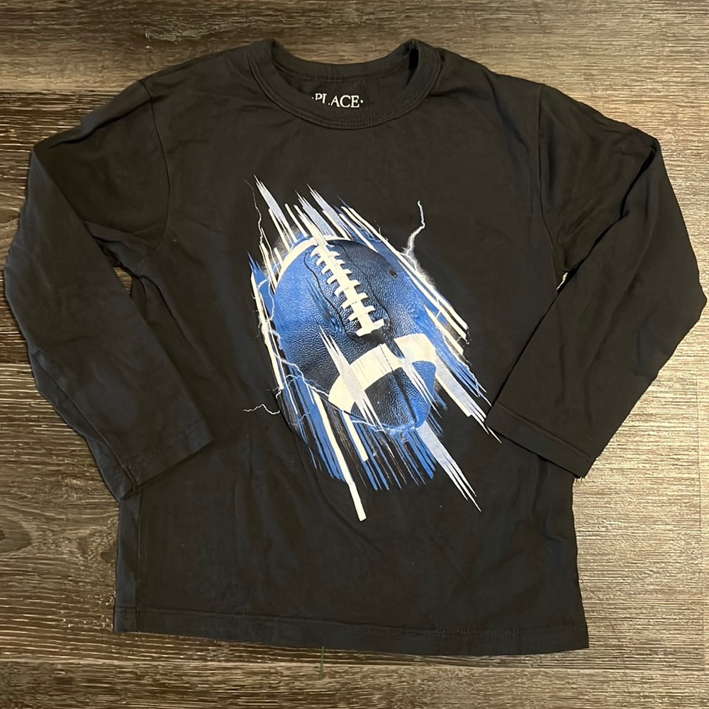 🚥3/$12🚥 The Children’s Place long sleeve graphic tee